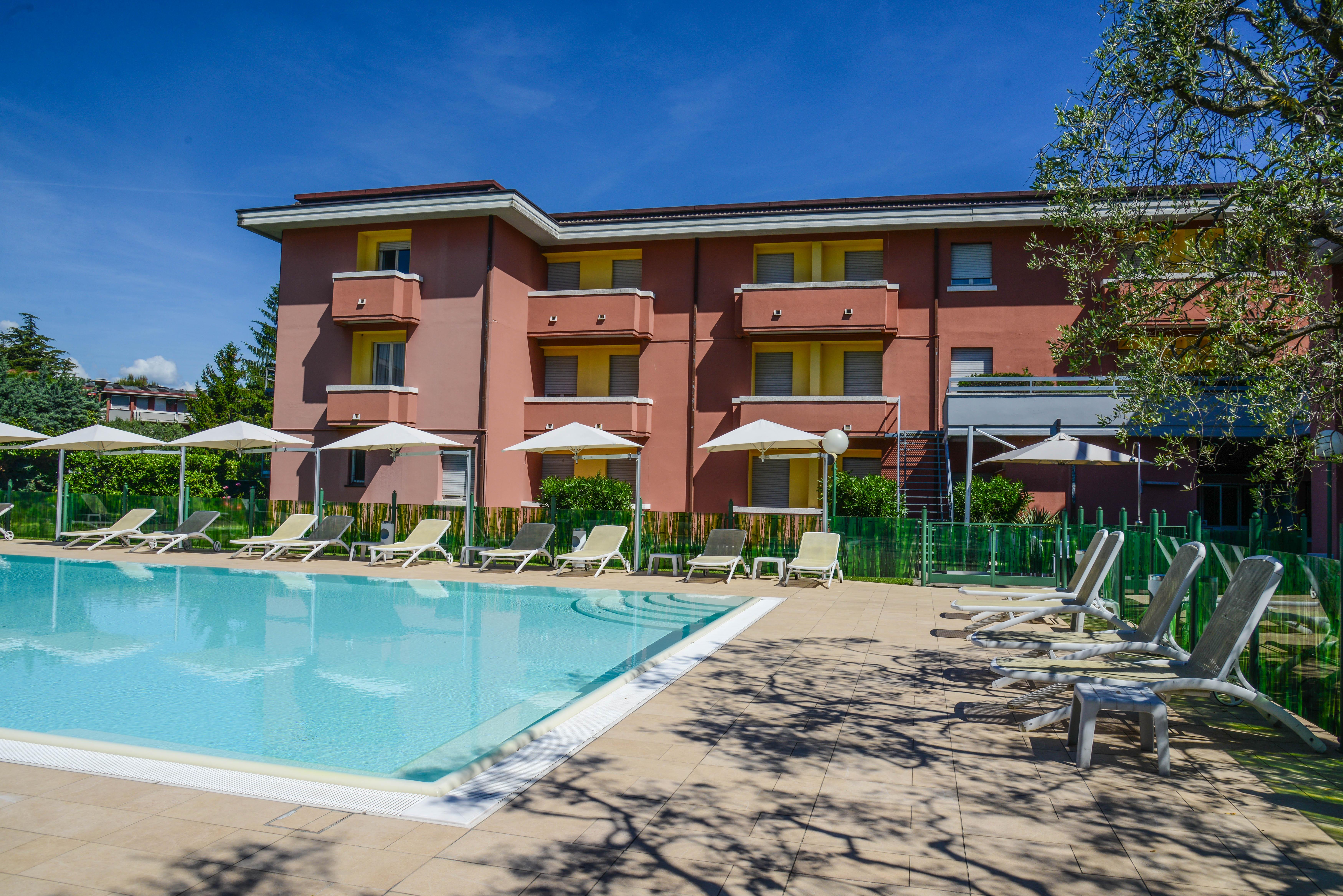 Hotel Oliveto Desenzano del Garda Exterior foto